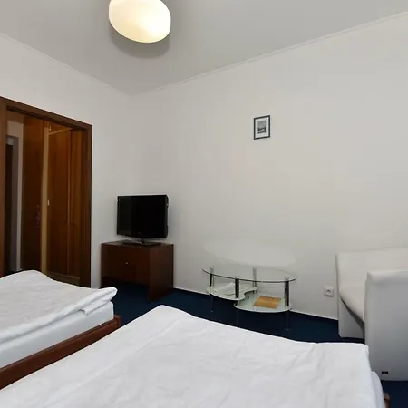 Trilobit Hotell 3*